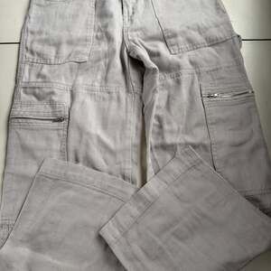 Sixty Six Los Angeles Cargo Pants. Ivory. Size 9